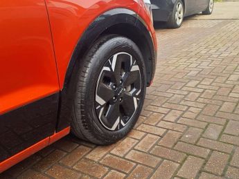 KIA NIRO 64.8kWh 4 SUV 5dr Electric Auto (201 bhp)