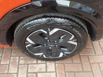 KIA NIRO 64.8kWh 4 SUV 5dr Electric Auto (201 bhp)