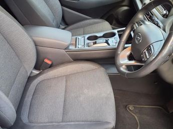 HYUNDAI KONA 64kWh Premium SUV 5dr Electric Auto (10.5kW Charger) (204 ps)