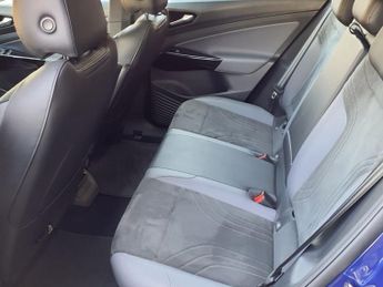 VOLKSWAGEN ID.4 Pure Performance 52kWh Life Edition SUV 5dr Electric Auto (170 p