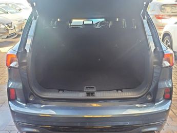 FORD KUGA 2.5 EcoBoost Duratec 14.4kWh ST-Line First Edition SUV 5dr Petro