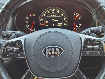 KIA SORENTO 2.2 CRDi GT-Line SUV 5dr Diesel Auto AWD Euro 6 (s/s) (197 bhp)