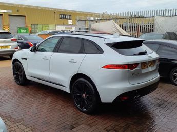 JAGUAR F-PACE 2.0 D180 R-Sport SUV 5dr Diesel Auto AWD Euro 6 (s/s) (180 ps)