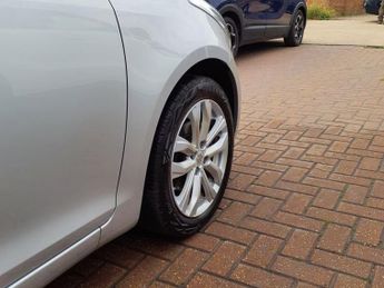 SUZUKI SWIFT 1.2 SZ4 Hatchback 5dr Petrol Auto Euro 5 (94 ps)