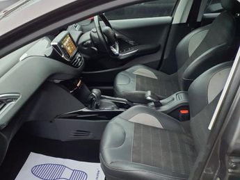 PEUGEOT 2008 1.2 PureTech Allure SUV 5dr Petrol EAT Euro 6 (s/s) (110 ps)