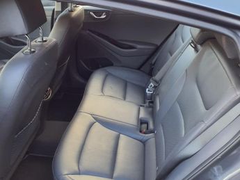 HYUNDAI IONIQ 28kWh Premium SE Hatchback 5dr Electric Auto (120 ps)