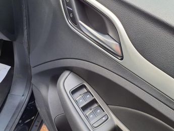 MG MG ZS 44.5kWh Exclusive SUV 5dr Electric Auto (143 ps)
