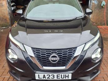 NISSAN JUKE 1.0 DIG-T N-Connecta SUV 5dr Petrol DCT Auto Euro 6 (s/s) (114 p