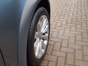 AUDI A4 ALLROAD 2.0 TDI Estate 5dr Diesel S Tronic quattro Euro 5 (s/s) (177 ps)
