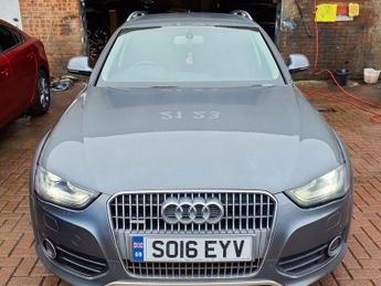 AUDI A4 ALLROAD 2.0 TDI Estate 5dr Diesel S Tronic quattro Euro 5 (s/s) (177 ps)