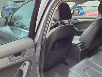AUDI A4 ALLROAD 2.0 TDI Estate 5dr Diesel S Tronic quattro Euro 5 (s/s) (177 ps)