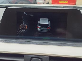 BMW 3 SERIES 2.0 318d BluePerformance SE Touring 5dr Diesel Auto Euro 6 (s/s)