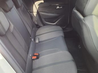 PEUGEOT E-208 50kWh GT Hatchback 5dr Electric Auto (136 ps)