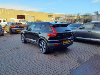 VOLVO XC40 2.0 B4 MHEV Ultimate SUV 5dr Petrol Hybrid DCT Auto Euro 6 (s/s)