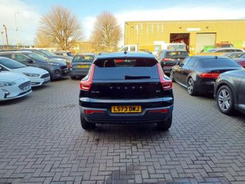 VOLVO XC40 2.0 B4 MHEV Ultimate SUV 5dr Petrol Hybrid DCT Auto Euro 6 (s/s)