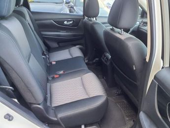 NISSAN X-TRAIL 1.3 DIG-T N-Connecta SUV 5dr Petrol DCT Auto Euro 6 (s/s) (160 p