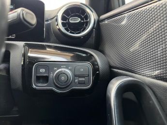 MERCEDES-BENZ A-CLASS 1.3 A200 Sport Hatchback 5dr Petrol 7G-DCT Euro 6 (s/s) (163 ps)