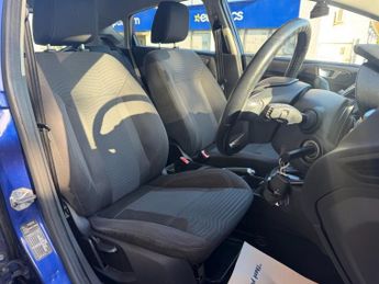 Ford Fiesta 1.0T EcoBoost Zetec Hatchback 5dr Petrol Powershift Euro 6 (100 