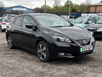 NISSAN LEAF 40kWh N-Connecta Hatchback 5 Door Electric Automatic Black 1 For