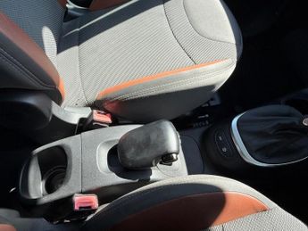 FIAT 500L 1.3 MultiJet Trekking MPV 5dr Diesel Dualogic Euro 5 (s/s) (85 b