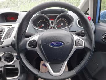 FORD FIESTA 1.4 Titanium Hatchback 5dr Petrol Automatic (154 g/km, 94 bhp)