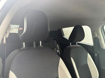 NISSAN MICRA 1.0 IG-T Tekna Hatchback 5dr Petrol XTRON Euro 6 (s/s) (100 ps)