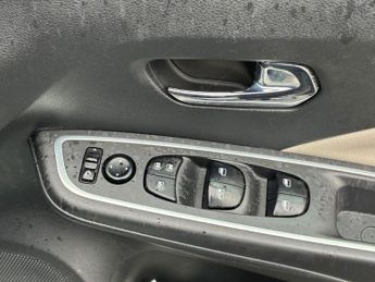 NISSAN MICRA 1.0 IG-T Tekna Hatchback 5dr Petrol XTRON Euro 6 (s/s) (100 ps)