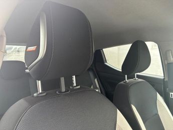 NISSAN MICRA 1.0 IG-T Tekna Hatchback 5dr Petrol XTRON Euro 6 (s/s) (100 ps)