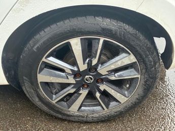 NISSAN MICRA 1.0 IG-T Tekna Hatchback 5dr Petrol XTRON Euro 6 (s/s) (100 ps)