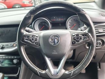 VAUXHALL ASTRA 1.6 CDTi BlueInjection SRi Nav Hatchback 5dr Diesel Auto Euro 6 