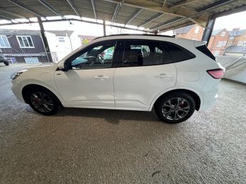 FORD KUGA 2.5 EcoBoost Duratec 14.4kWh ST-Line First Edition SUV 5dr Petro