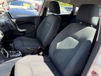 FORD FIESTA 1.4 Zetec Hatchback 5dr Petrol Automatic (154 g/km, 94 bhp)