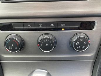 VOLKSWAGEN GOLF 1.6 TDI BlueMotion Tech Match Hatchback 5dr Diesel DSG Euro 5 (s