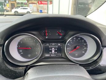 VAUXHALL ASTRA 1.4i Turbo SRi Hatchback 5dr Petrol Auto Euro 6 (s/s) (150 ps)