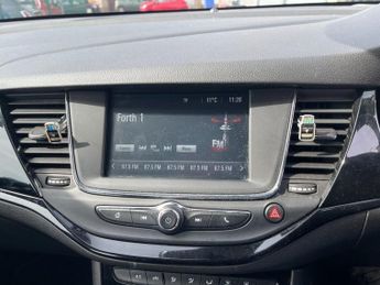 VAUXHALL ASTRA 1.4i Turbo SRi Hatchback 5dr Petrol Auto Euro 6 (s/s) (150 ps)