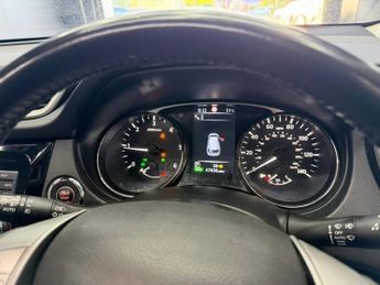 NISSAN X-TRAIL 1.6 dCi Tekna SUV 5dr Diesel XTRON Euro 6 (s/s) (130 ps)