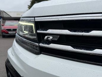 VOLKSWAGEN TIGUAN ALLSPACE 2.0 TDI R-Line Tech SUV 5dr Diesel DSG 4Motion Euro 6 (s/s) (190