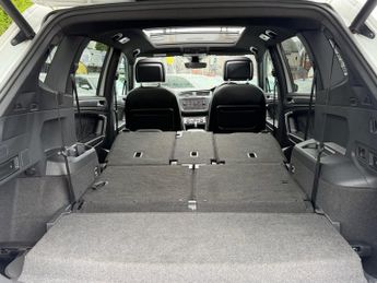 VOLKSWAGEN TIGUAN ALLSPACE 2.0 TDI R-Line Tech SUV 5dr Diesel DSG 4Motion Euro 6 (s/s) (190