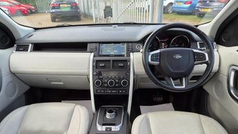 LAND ROVER DISCOVERY SPORT 2.0 TD4 HSE SUV 5dr Diesel Auto 4WD Euro 6 (s/s) (180 ps)