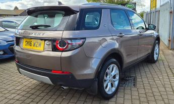 LAND ROVER DISCOVERY SPORT 2.0 TD4 HSE SUV 5dr Diesel Auto 4WD Euro 6 (s/s) (180 ps)