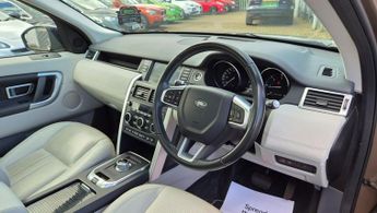 LAND ROVER DISCOVERY SPORT 2.0 TD4 HSE SUV 5dr Diesel Auto 4WD Euro 6 (s/s) (180 ps)