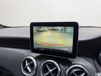 MERCEDES-BENZ A-CLASS 1.5 A180d AMG Line Hatchback 5dr Diesel 7G-DCT Euro 6 (s/s) (109