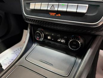 MERCEDES-BENZ A-CLASS 1.5 A180d AMG Line Hatchback 5dr Diesel 7G-DCT Euro 6 (s/s) (109