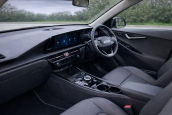 KIA NIRO 64.8kWh 4 SUV 5dr Electric Auto (201 bhp)