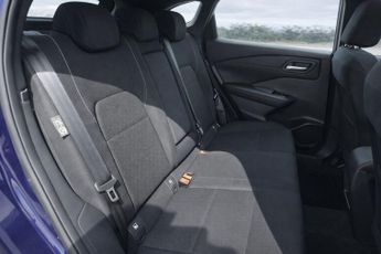 NISSAN QASHQAI 1.3 DIG-T MHEV Acenta Premium SUV 5dr Petrol Hybrid XTRON Euro 6