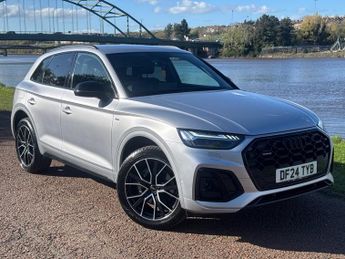 Audi Q5 2.0 TDI 40 Black Edition SUV 5dr Diesel S Tronic quattro Euro 6 