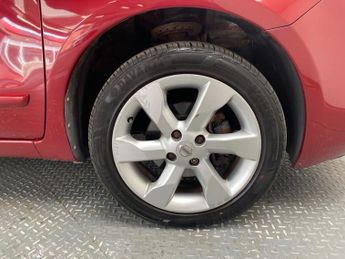 NISSAN NOTE 1.6 16V Tekna Hatchback 5dr Petrol Auto Euro 5 (110 ps)