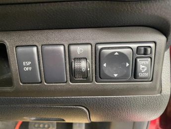 NISSAN NOTE 1.6 16V Tekna Hatchback 5dr Petrol Auto Euro 5 (110 ps)
