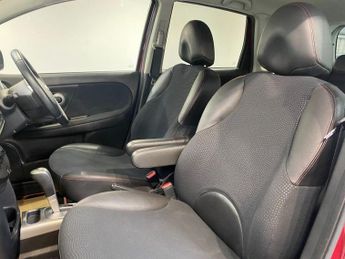 NISSAN NOTE 1.6 16V Tekna Hatchback 5dr Petrol Auto Euro 5 (110 ps)