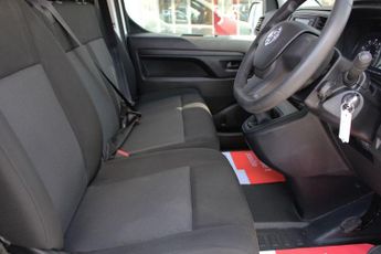 VAUXHALL VIVARO 2.0 Turbo D 3100 Prime Panel Van 6dr Diesel Manual L1 H1 Euro 6 